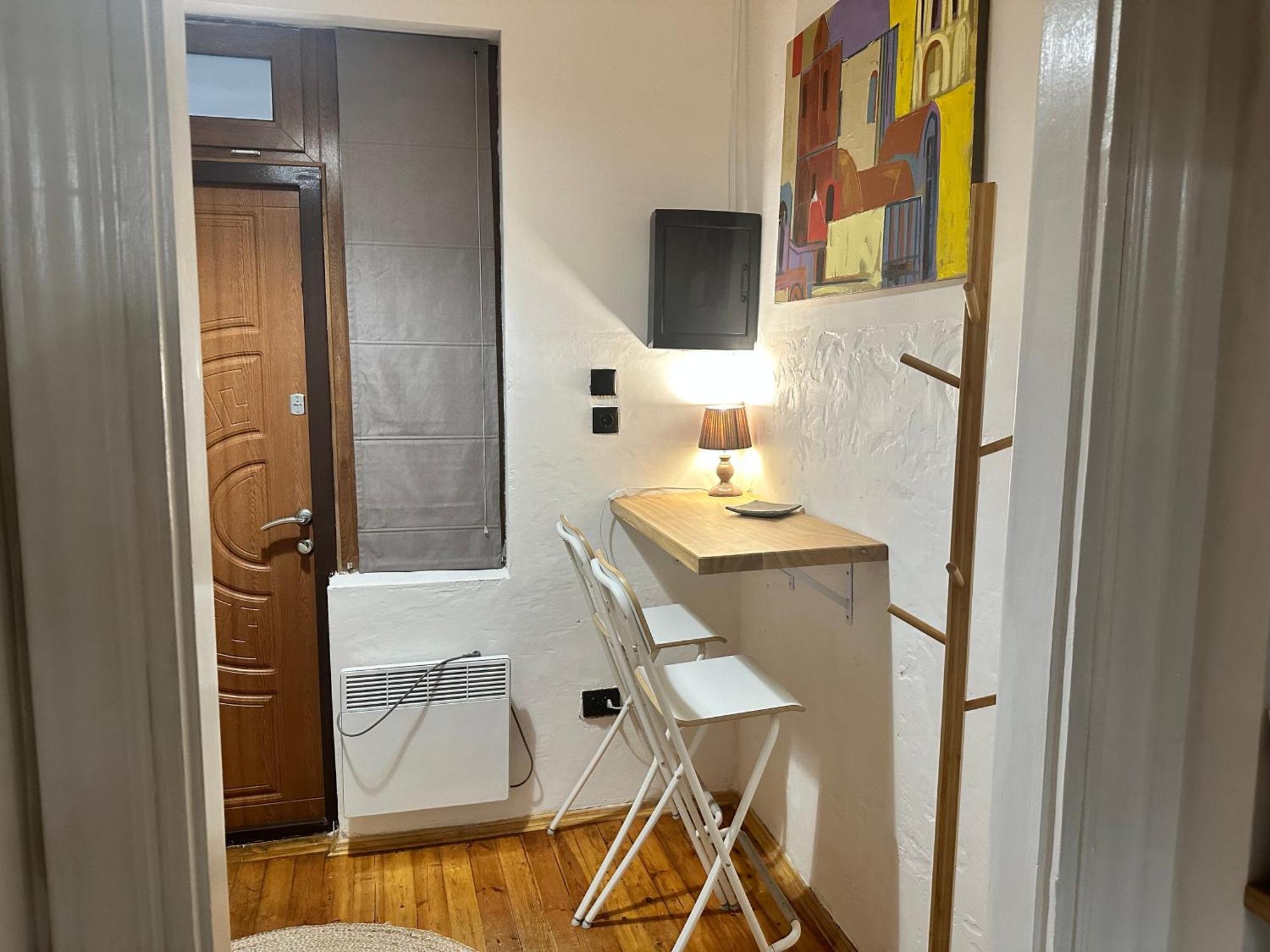 Art Apartment On Kylisha Str Лвив Екстериор снимка