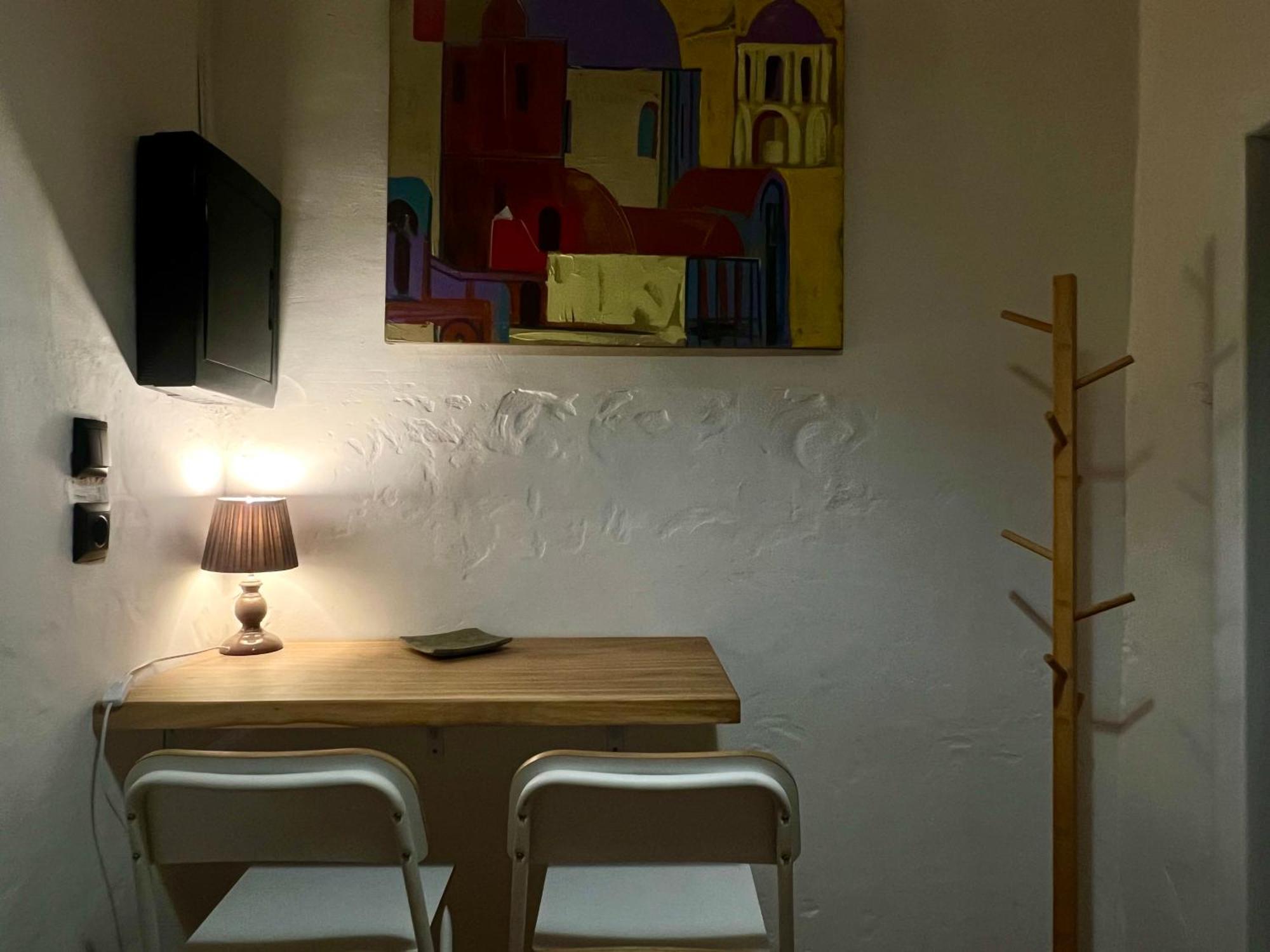 Art Apartment On Kylisha Str Лвив Екстериор снимка